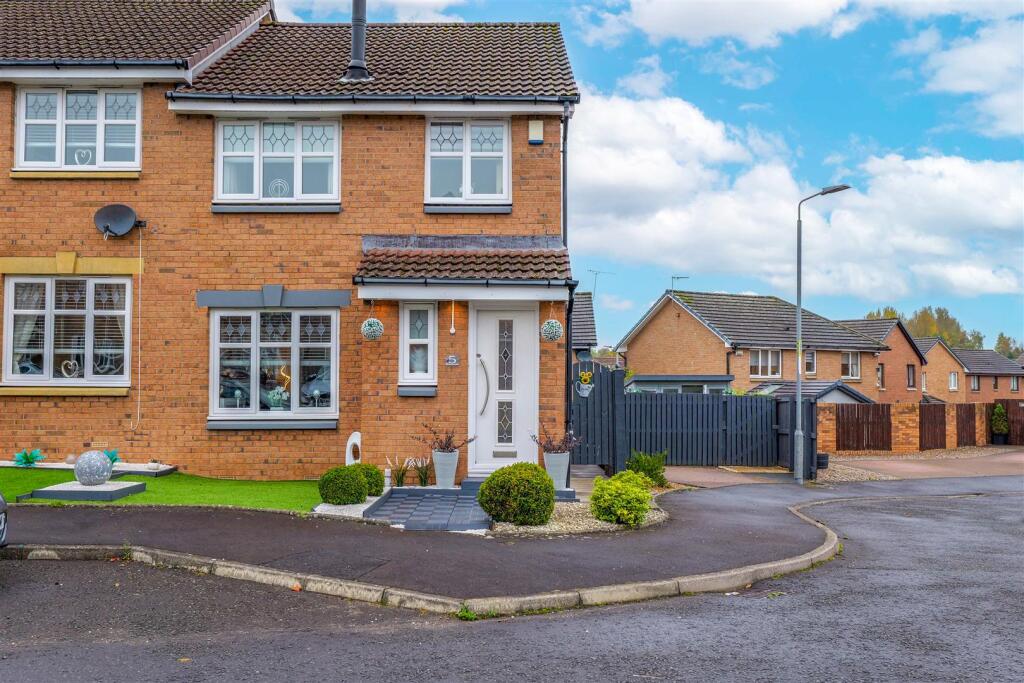 3 bedroom semi-detached house