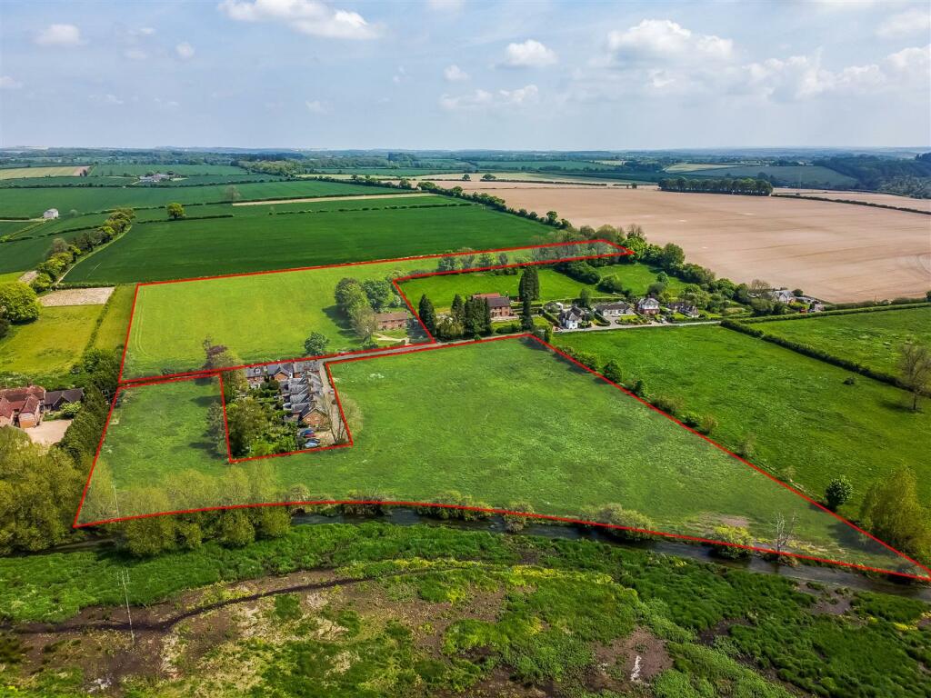3 bedroom farm house for sale in Upper Link, St. Mary Bourne, Andover, SP11