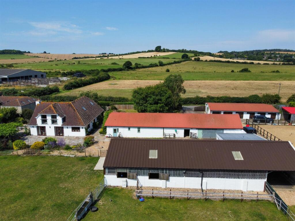 Main image of property: Pitton