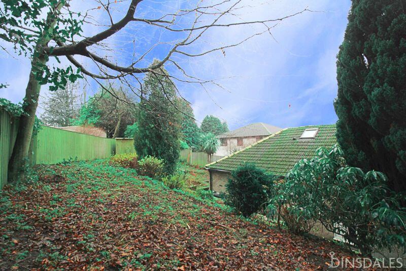Additional property image - Toller Park, Heaton, Bradford, BD9 5NR