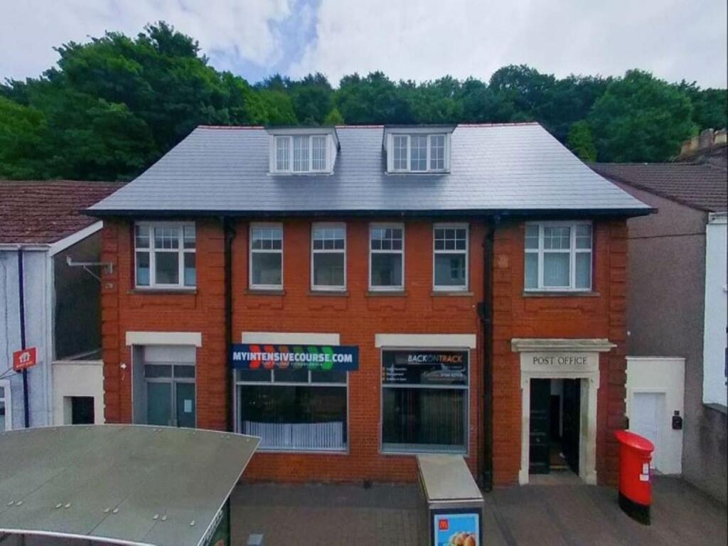 Commercial property for rent in Neath Road Briton Ferry, , SA11