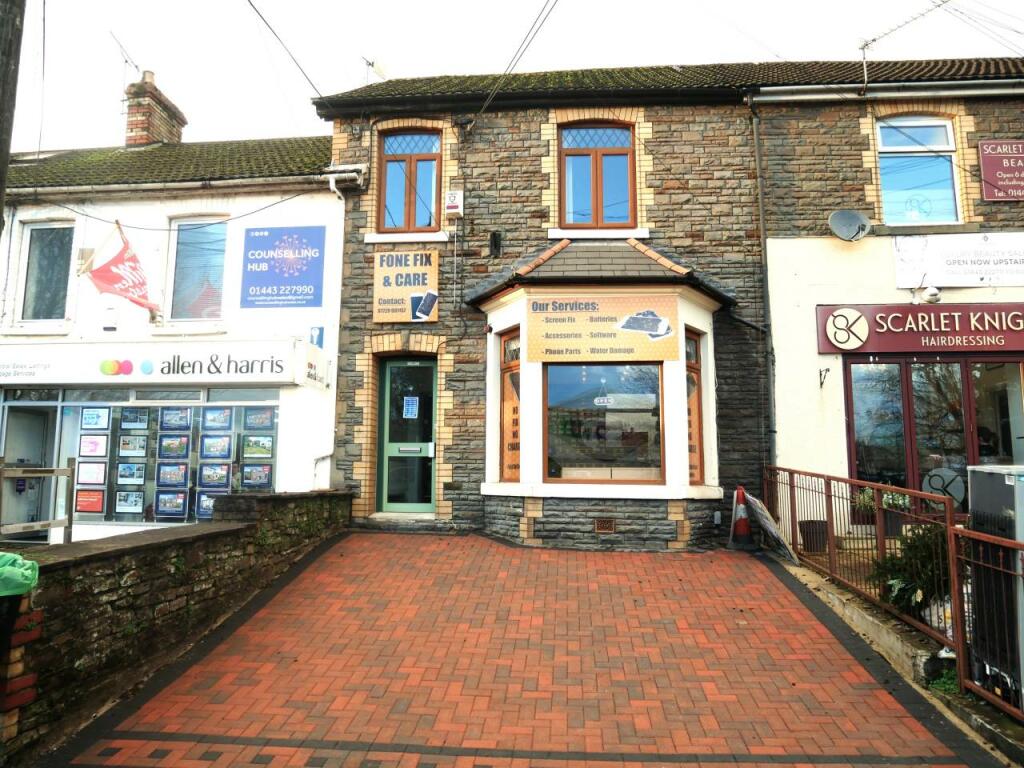 Commercial property for rent in Talbot Road, Talbot Green, Pontyclun, CF72