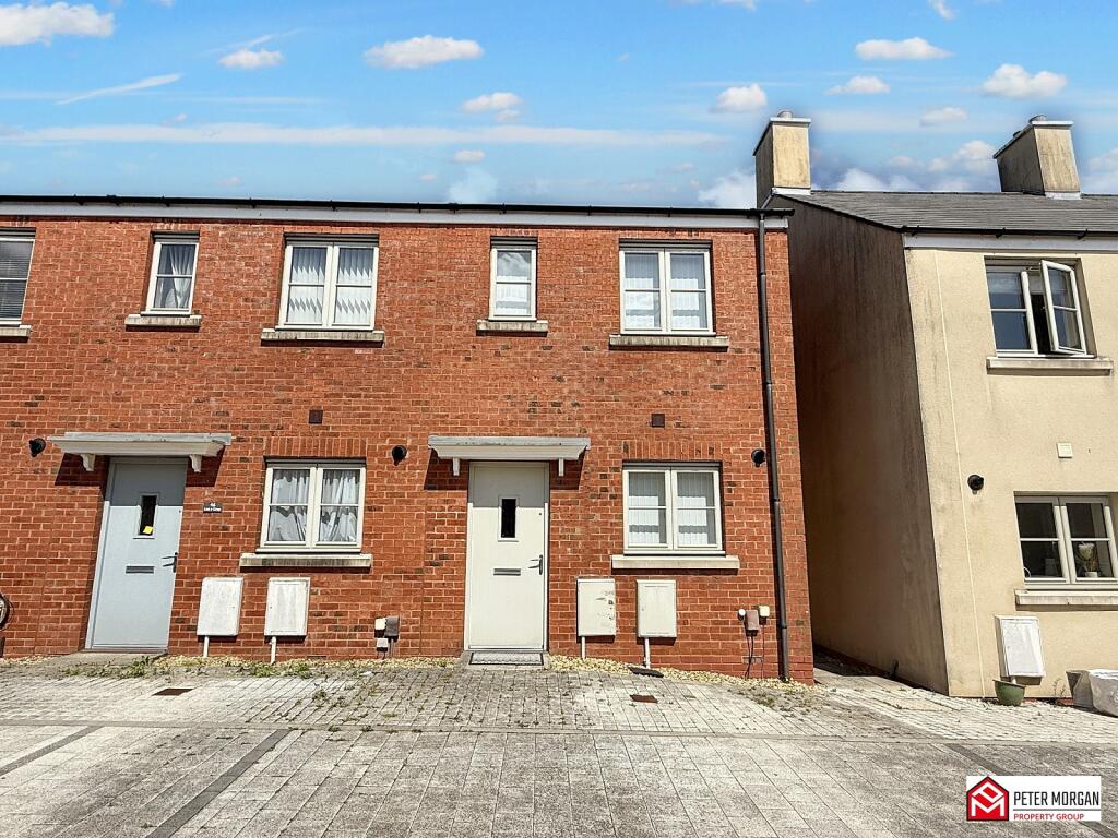 Main image of property: Lon Y Grug, Llandarcy, Neath, Neath Port Talbot. SA10 6FW
