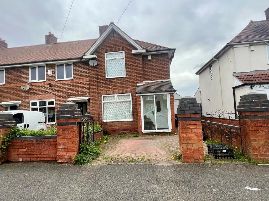 3 bedroom terraced house for rent in Wyndhurst Road, BIRMINGHAM, B33