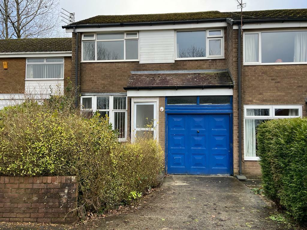 3 bedroom town house for sale in Greenhurst Lane, AshtonUnderLyne, OL6