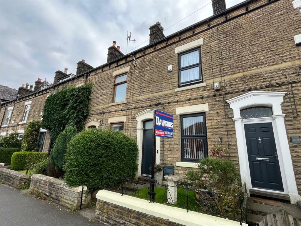 3 bedroom terraced house for sale in Huddersfield Road, Stalybridge, SK15