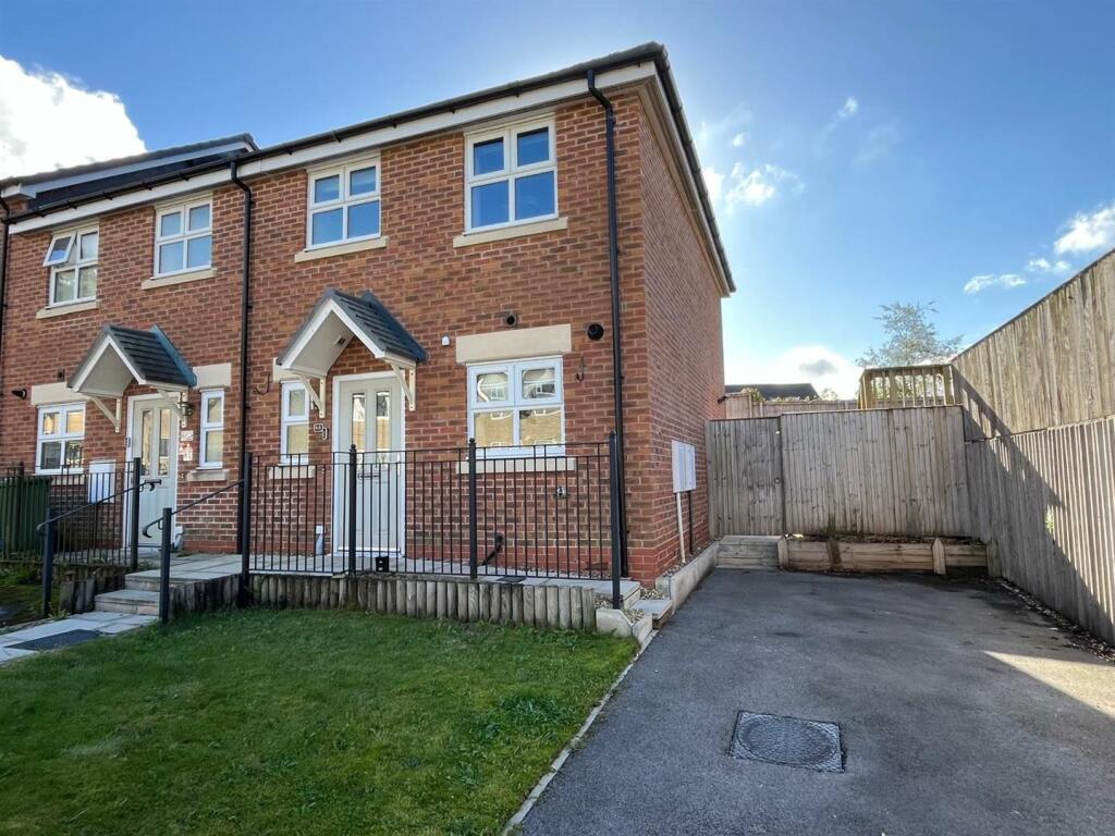 2 bedroom semi-detached house