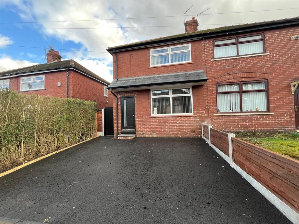 Main image of property: Alderley Street, Ashton-Under-Lyne