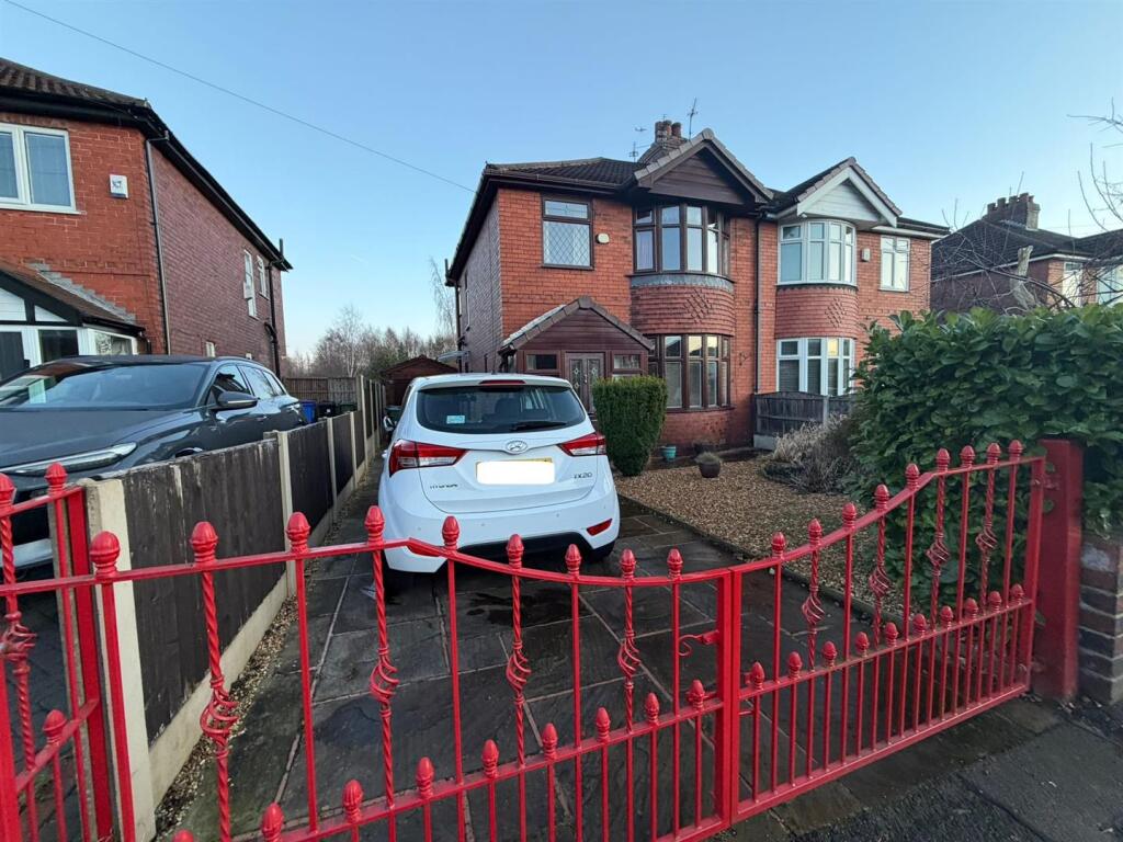 Main image of property: Cheetham Hill Road, Dukinfield
