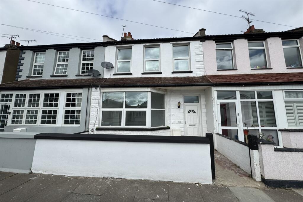 Main image of property: 3 bedroom property in Southend on Sea