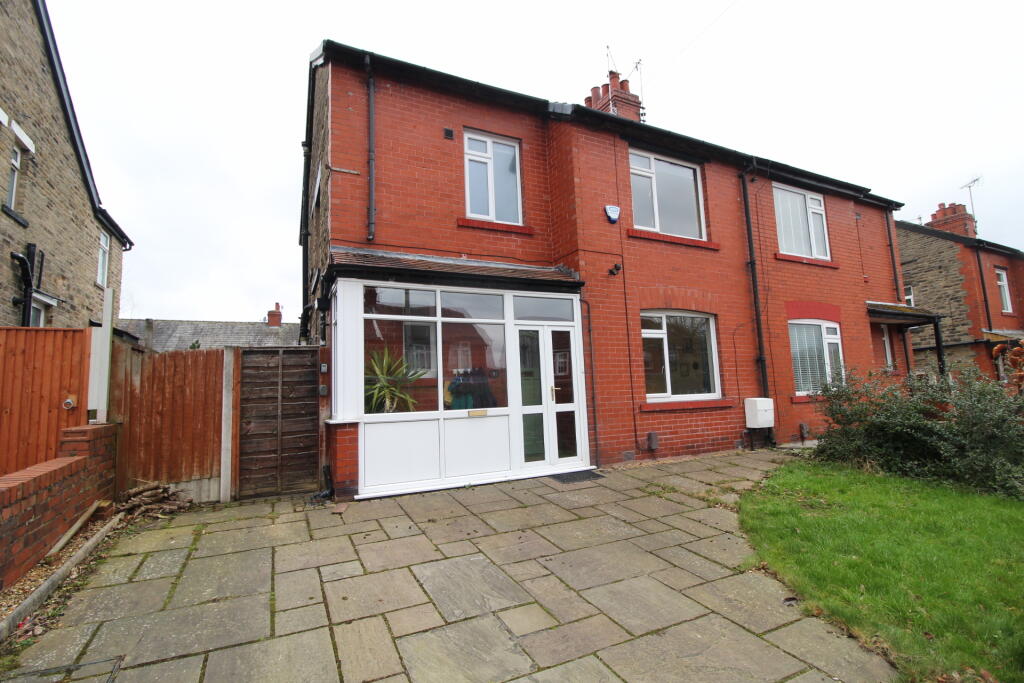 3 bedroom semidetached house for sale in Belmont Drive, Marple Bridge, SK6