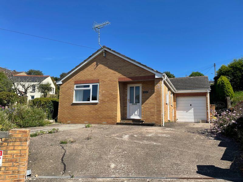 2 bedroom detached bungalow for sale in Victoria Street, Cinderford, GL14