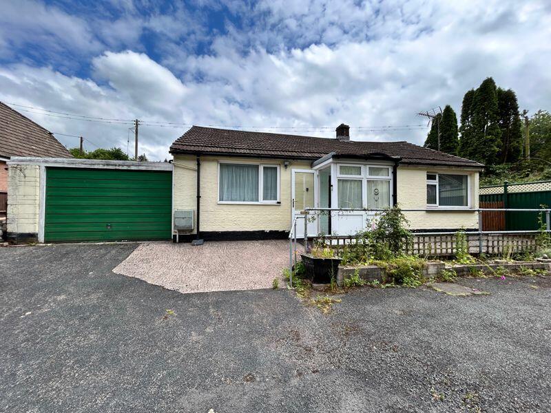 2 bedroom bungalow for sale in Railway Road, Ruspidge, GL14