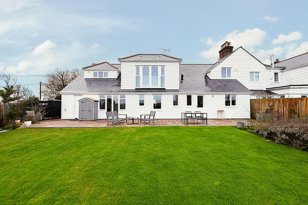 4 bedroom semidetached house for sale in Udimore Road, Udimore, East