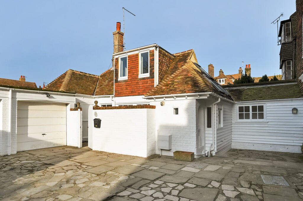 Main image of property: Watchbell Street, Rye, East Sussex TN31 7HA