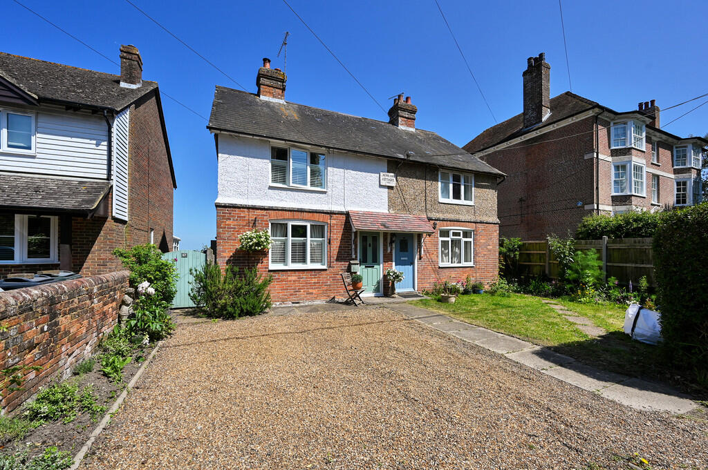 Main image of property: The Street, Appledore, Kent TN26 2AF