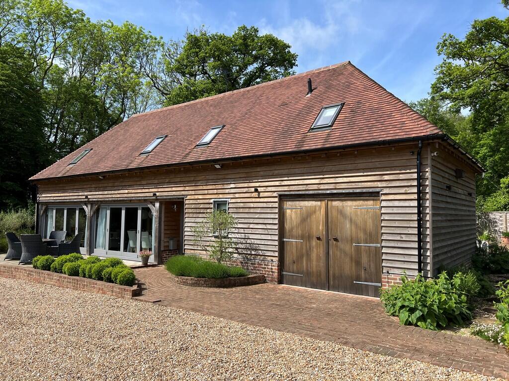 Main image of property: Starvecrow Lane, Peasmarsh, East Sussex TN31 6XN