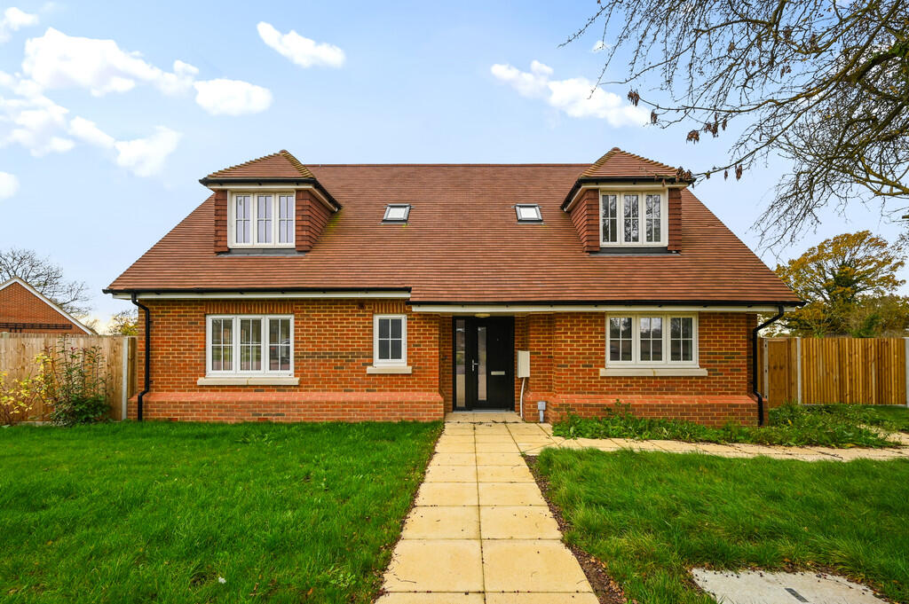 Main image of property: Rowen Lodge, Tenterden Road, Appledore TN26