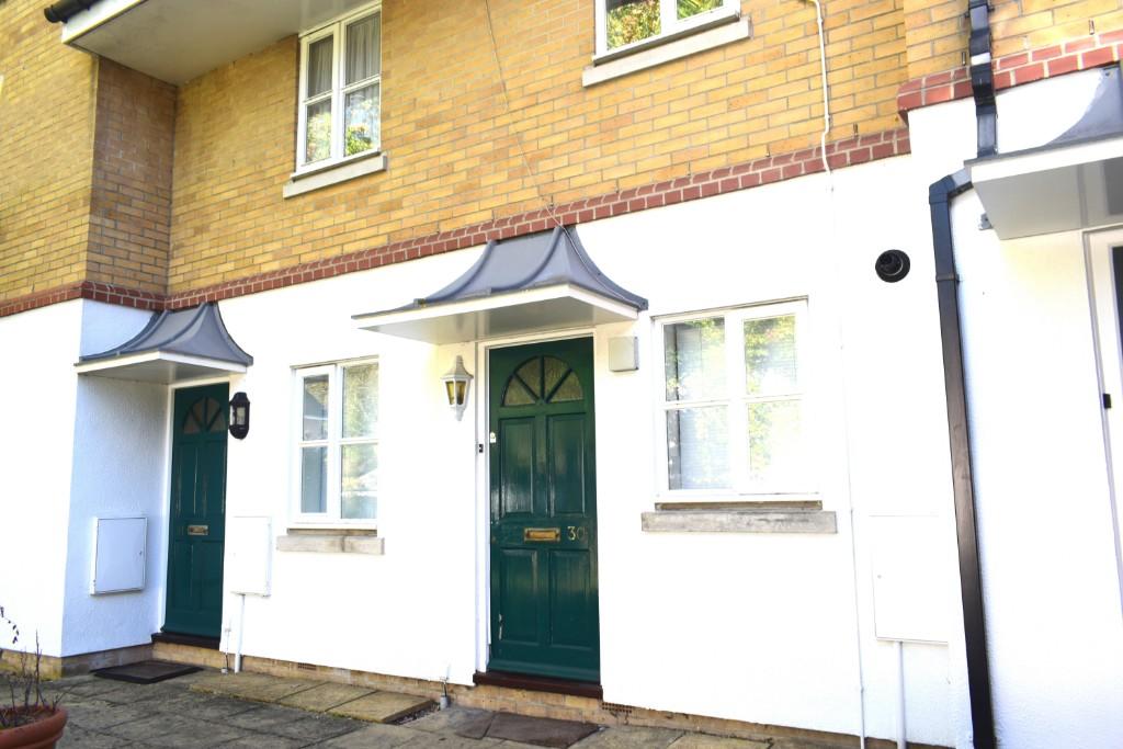 2 bedroom ground floor flat for rent in Arlott Court,Southampton,SO15