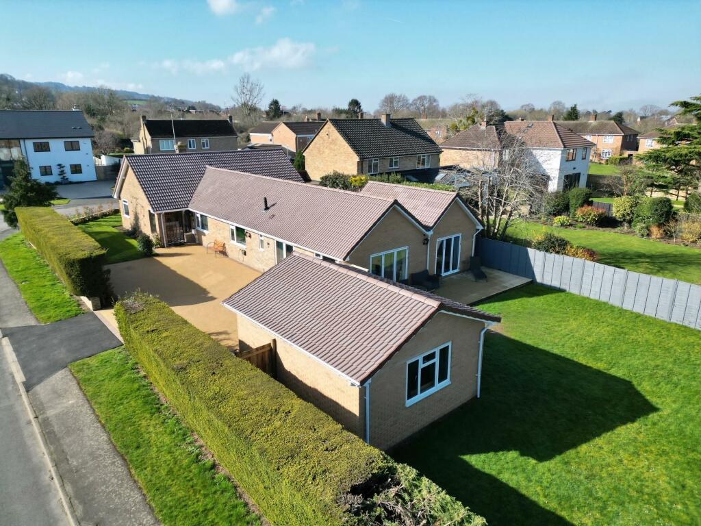 4 bedroom bungalow for sale in Greatfield Drive, Charlton Kings, Cheltenham, Gloucestershire, GL53
