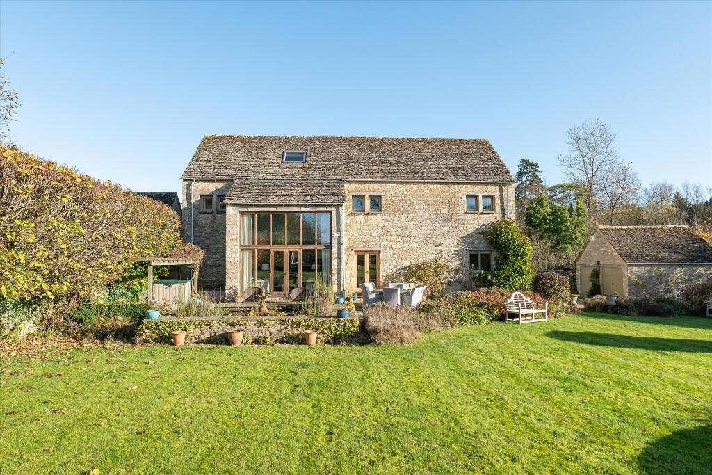 Main image of property: Gloucester Road, Cirencester, Gloucestershire, GL7