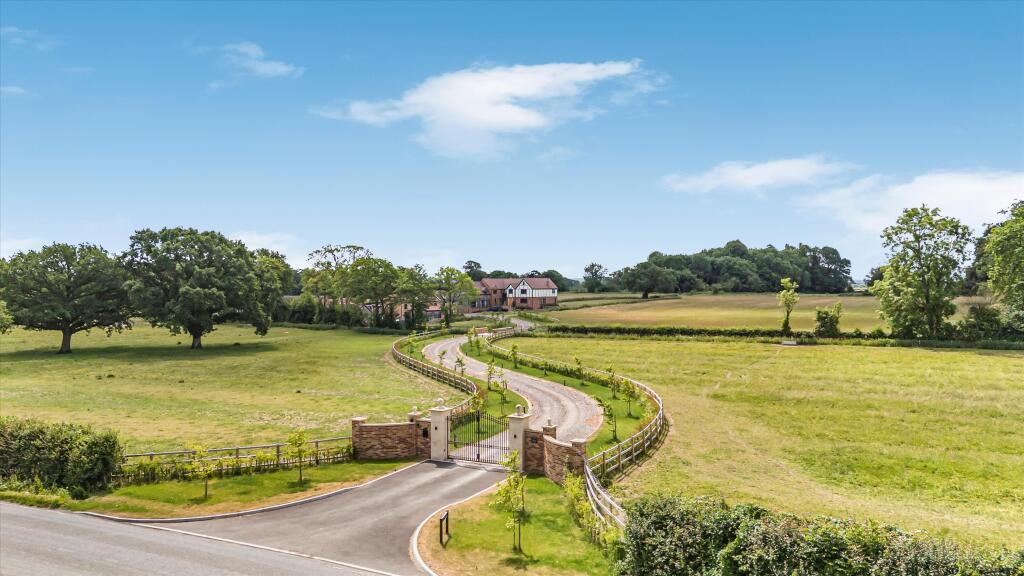 Main image of property: Dunstalls Farm, Nr Saul, Gloucestershire, GL2
