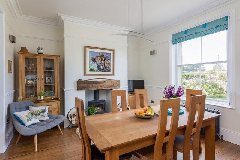 6 bedroom detached house for sale in Aislaby, Whitby, YO21