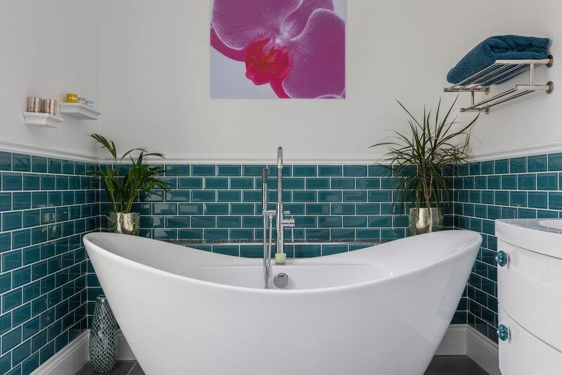 6 bedroom detached house for sale in Aislaby, Whitby, YO21