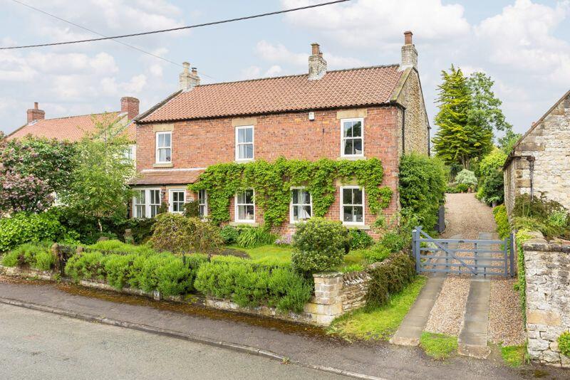 3 bedroom detached house for sale in Cropton, Pickering, YO18