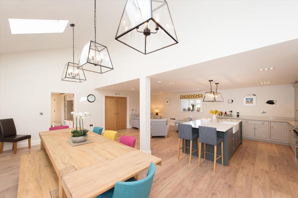 4 bedroom barn conversion for sale in Back Lane, Weeton, Leeds, North