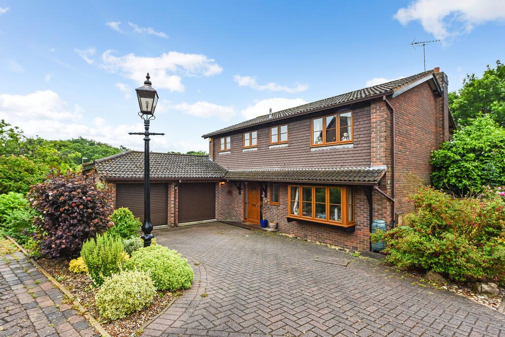 Main image of property: Broadmeadows Lane, Waterlooville 