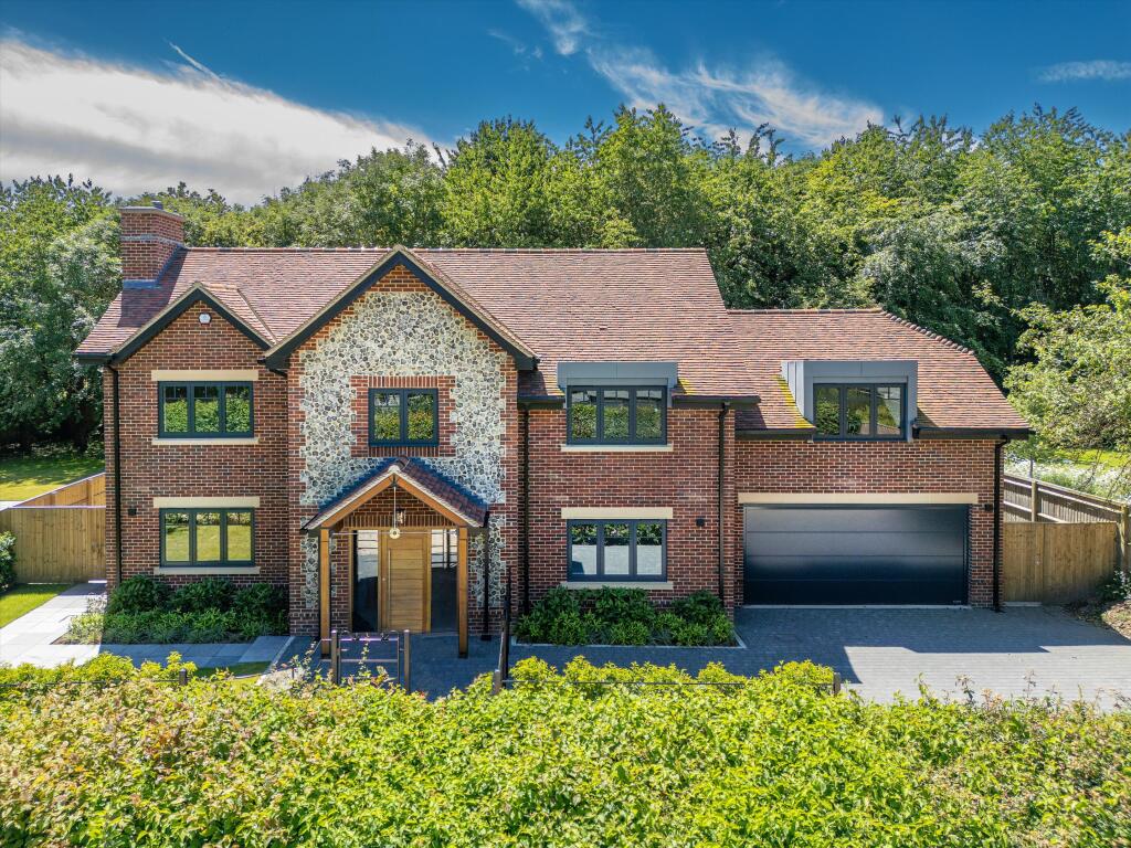 Main image of property: Greys Green, Rotherfield Greys, Henley-on-Thames, Oxfordshire, RG9