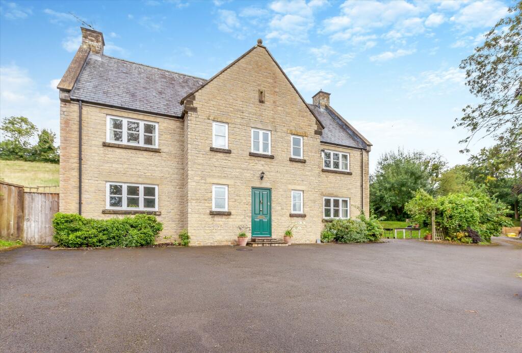 5 bedroom detached house for sale in Bruton, Somerset, BA10., BA10