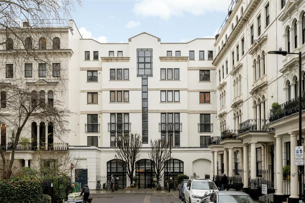 2 bedroom apartment for rent in Kensington Gardens Square, Bayswater, W2