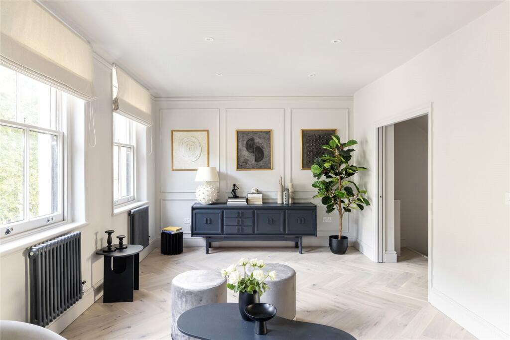 Main image of property: Kensington Gardens Square, London, W2