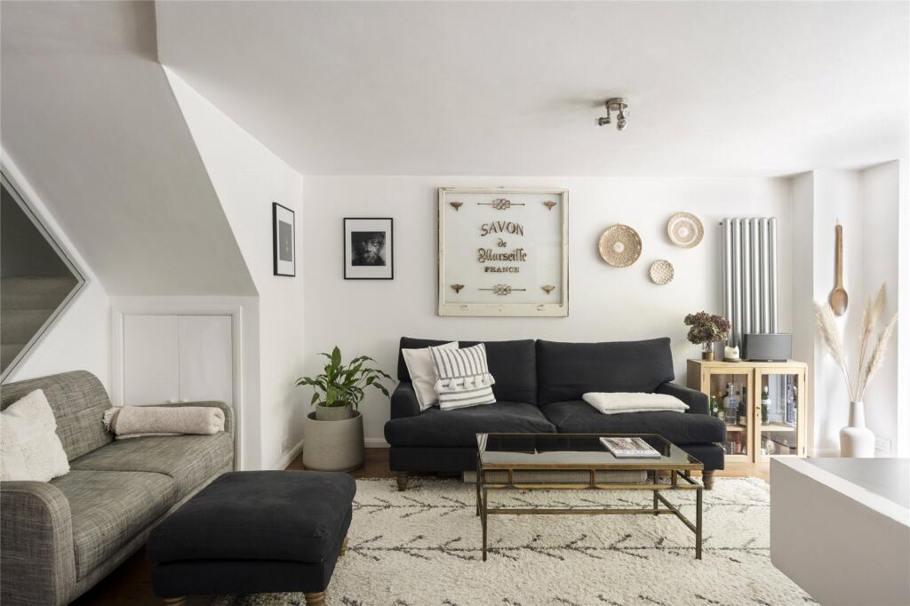 Main image of property: Dartmouth Close, London