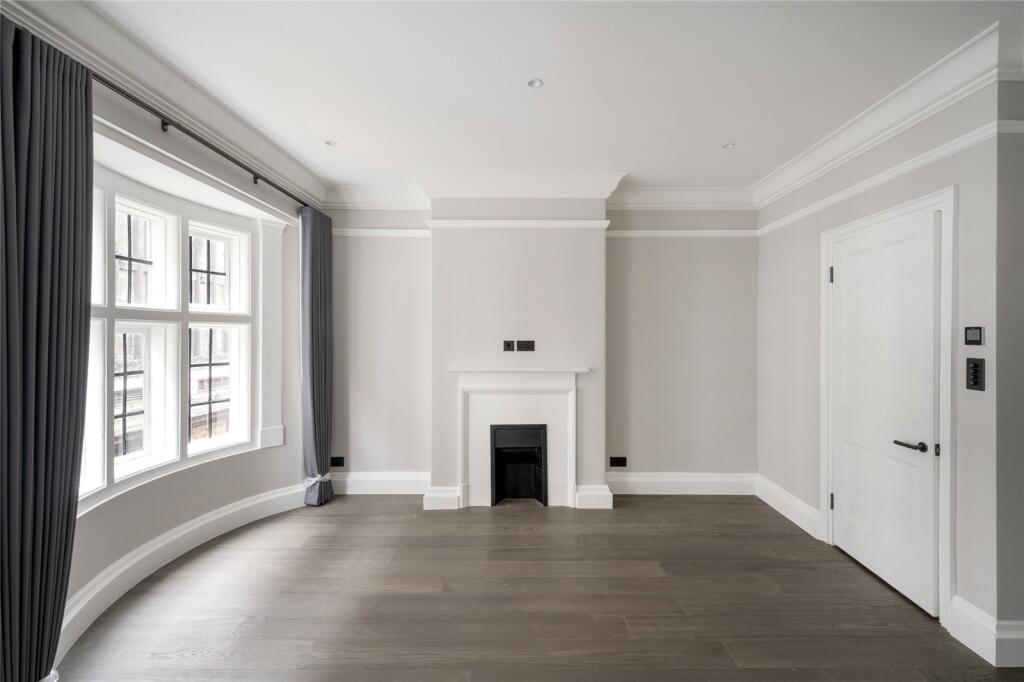 Main image of property: Young Street, London, W8