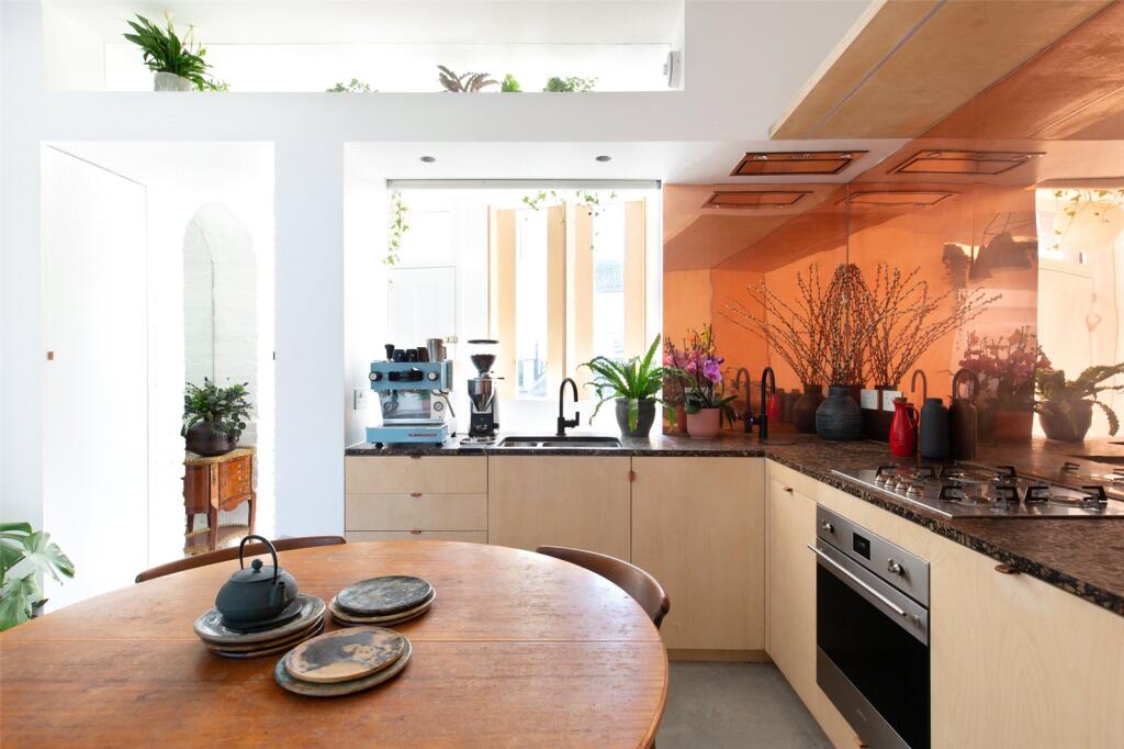 Main image of property: Artesian Road, London, W2