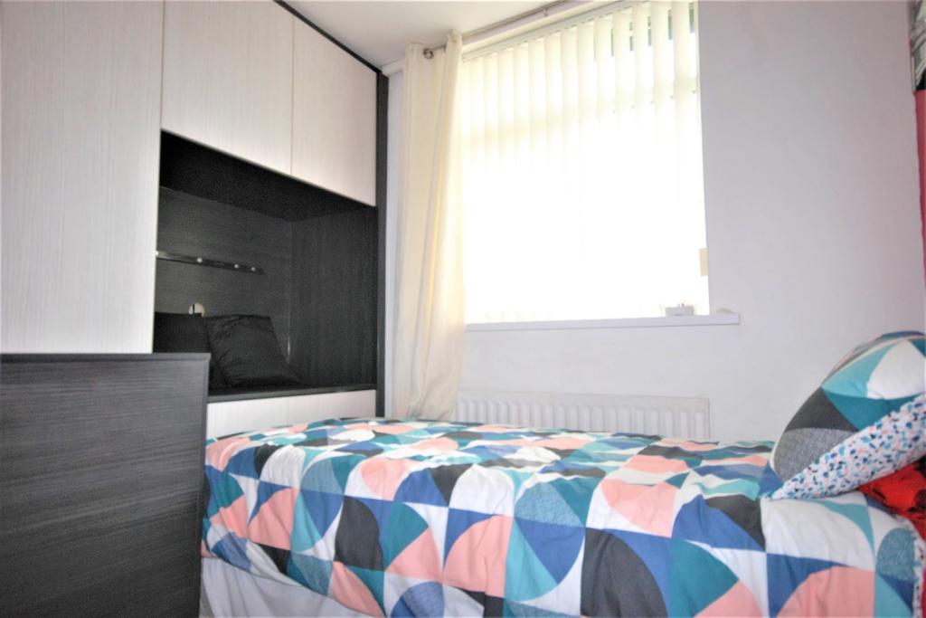 3 bedroom semidetached house for sale in Lumley Avenue, South Shields, NE34