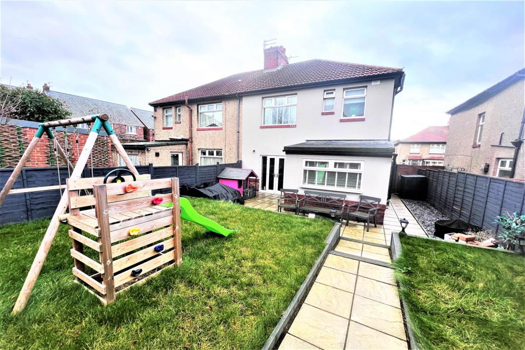 Shall I buy this house? What do you all think?