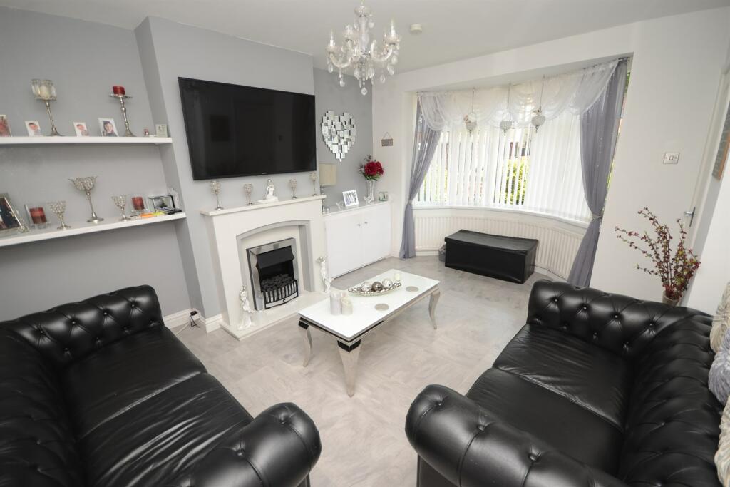 3 bedroom terraced house for sale in Mowbray Road, South Shields, NE33