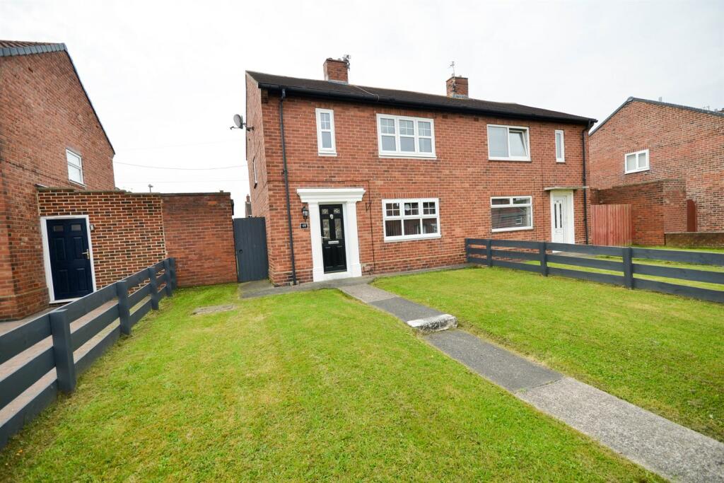 2 bedroom semidetached house for sale in Ewart Crescent, South Shields