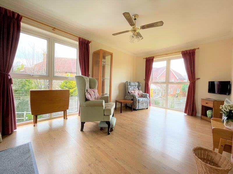 1 bedroom apartment for sale in Meon Gardens, Swanmore, SO32