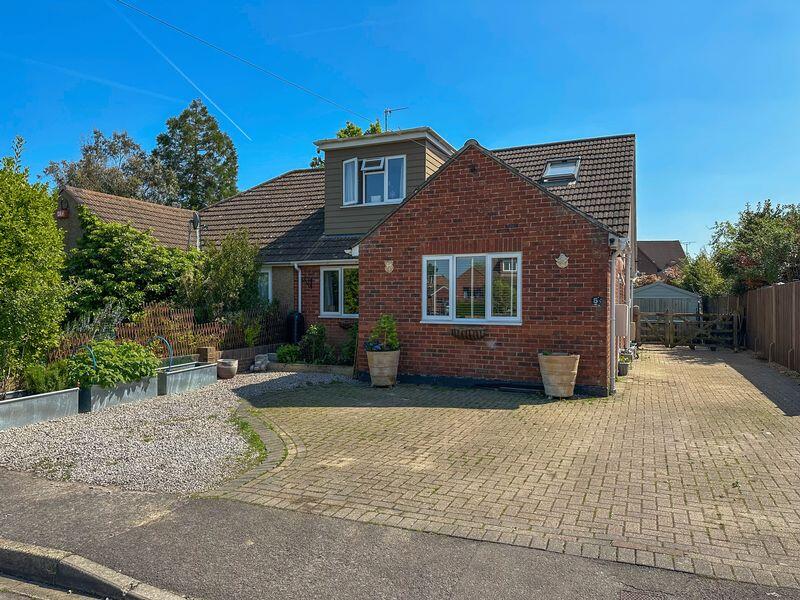 Main image of property: Waltham Chase 