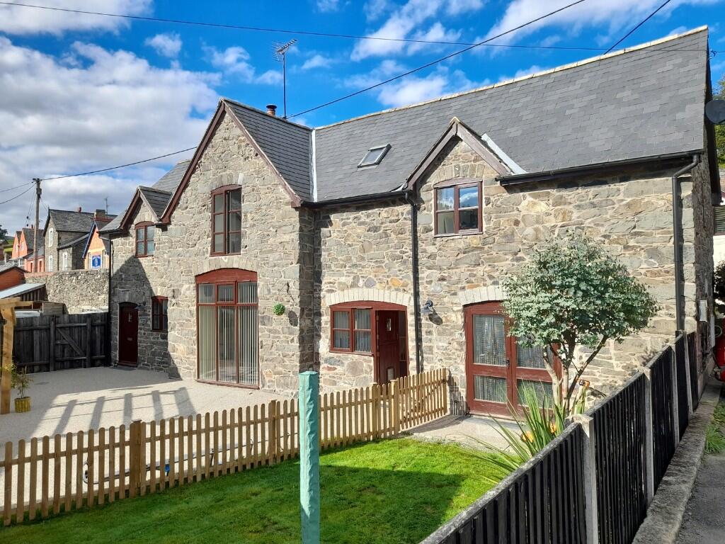 Main image of property: The Coach House, 2 Market Square, Oswestry, Shropshire, SY10 0JL