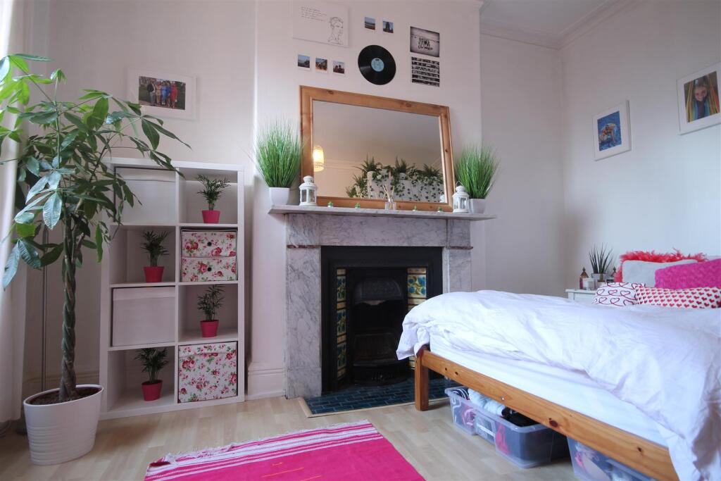 Main image of property: Cavendish Place, Jesmond