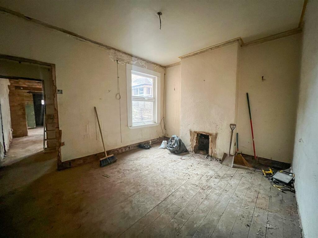 Additional property image - Gladstone Road, Birmingham