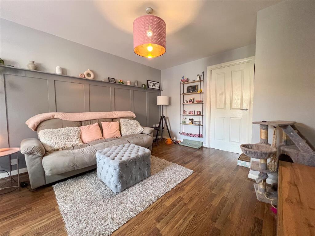 Additional property image - Vine Lane, Birmingham