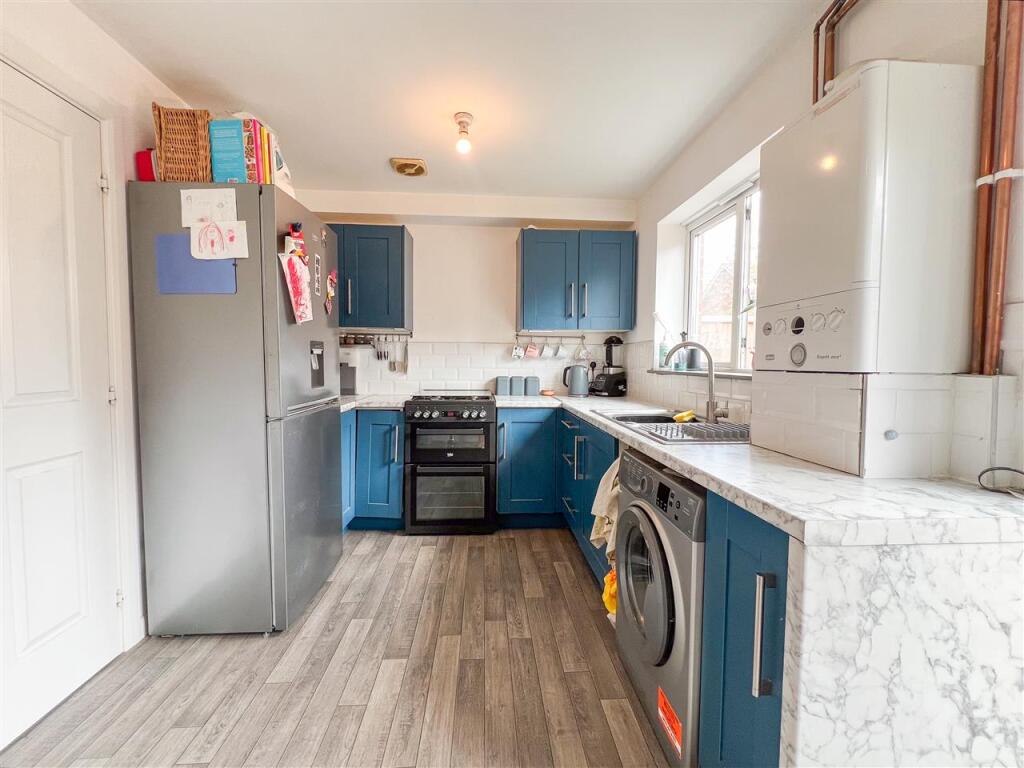 Additional property image - Vine Lane, Birmingham
