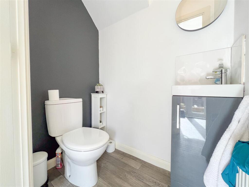 Additional property image - Vine Lane, Birmingham